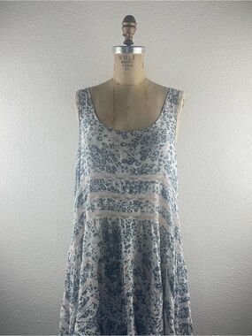 Free People l M Teal Blue Floral Lace Insert Ruffled Hem Boho Trapeze Slip Dress